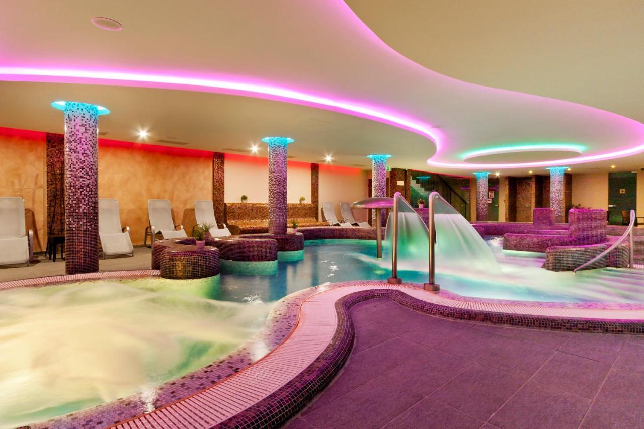 To Wellness Hotel Bánk Eksteriør bilde