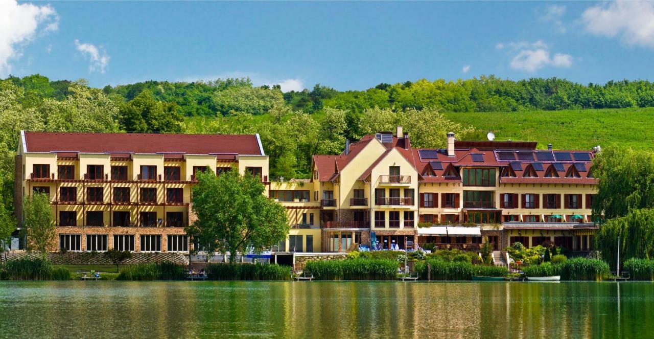 To Wellness Hotel Bánk Eksteriør bilde